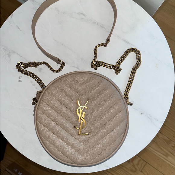 YSL Vinyle Round Camera Bag - Picture 5 of 12